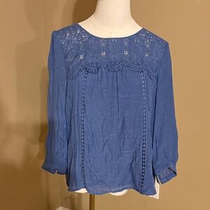 Chic Blue Lace Women's Blouse